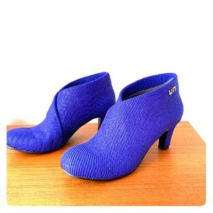 United Nude fold mid python bootie cobalt 41 size
